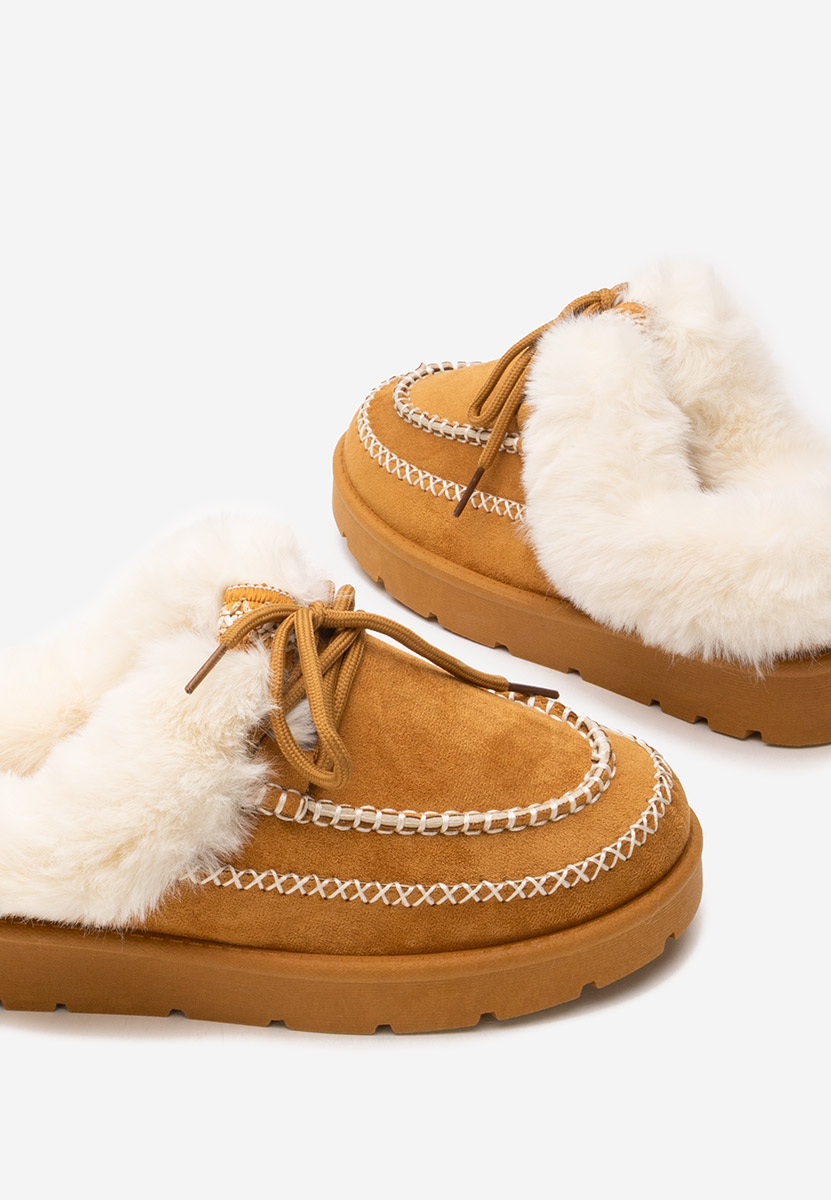 Camelové šľapky dámske Leainia