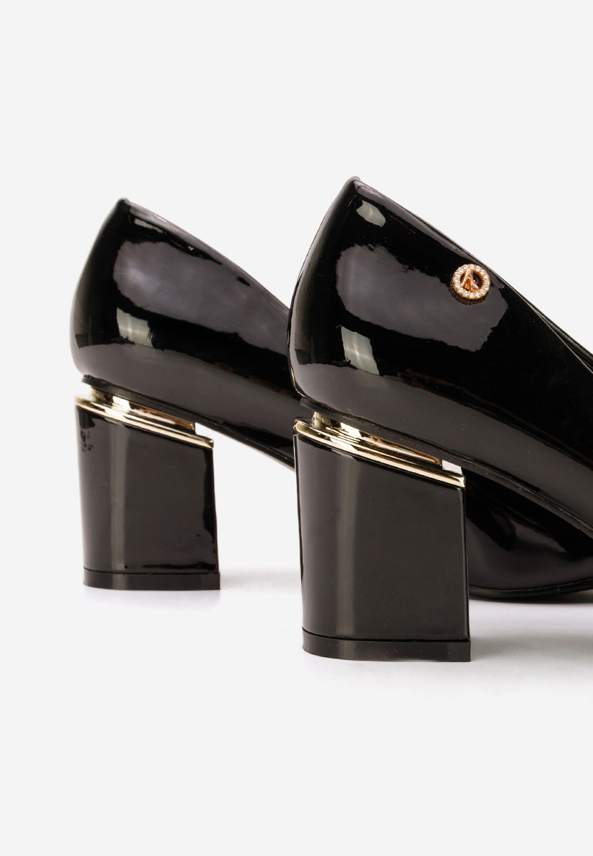 Čierne lodičky na hrubom opätku Nelia V6