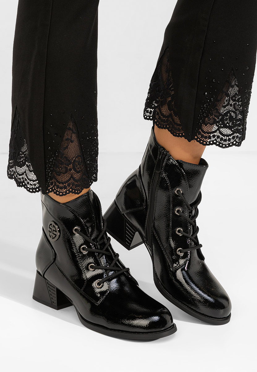 Čierne členkové čižmy Nivara