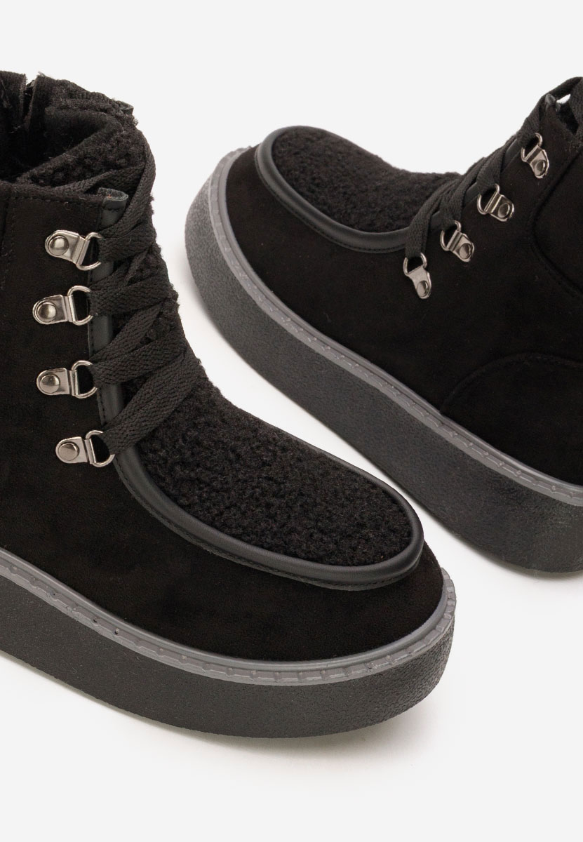 Čierne členkové čižmy na platforme Liraia