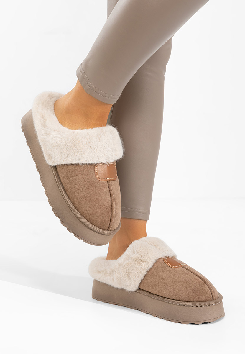 Hnedé dámske papuče Flufina