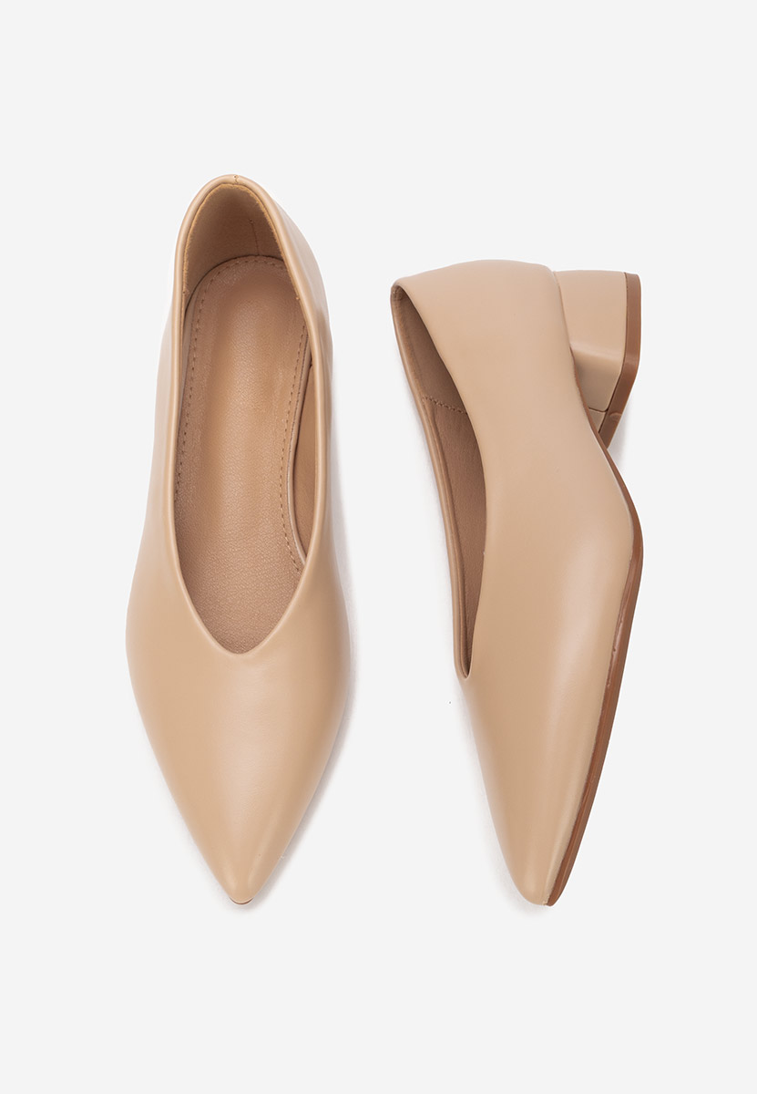 Béžové lodičky na hrubom opätku Sarilia