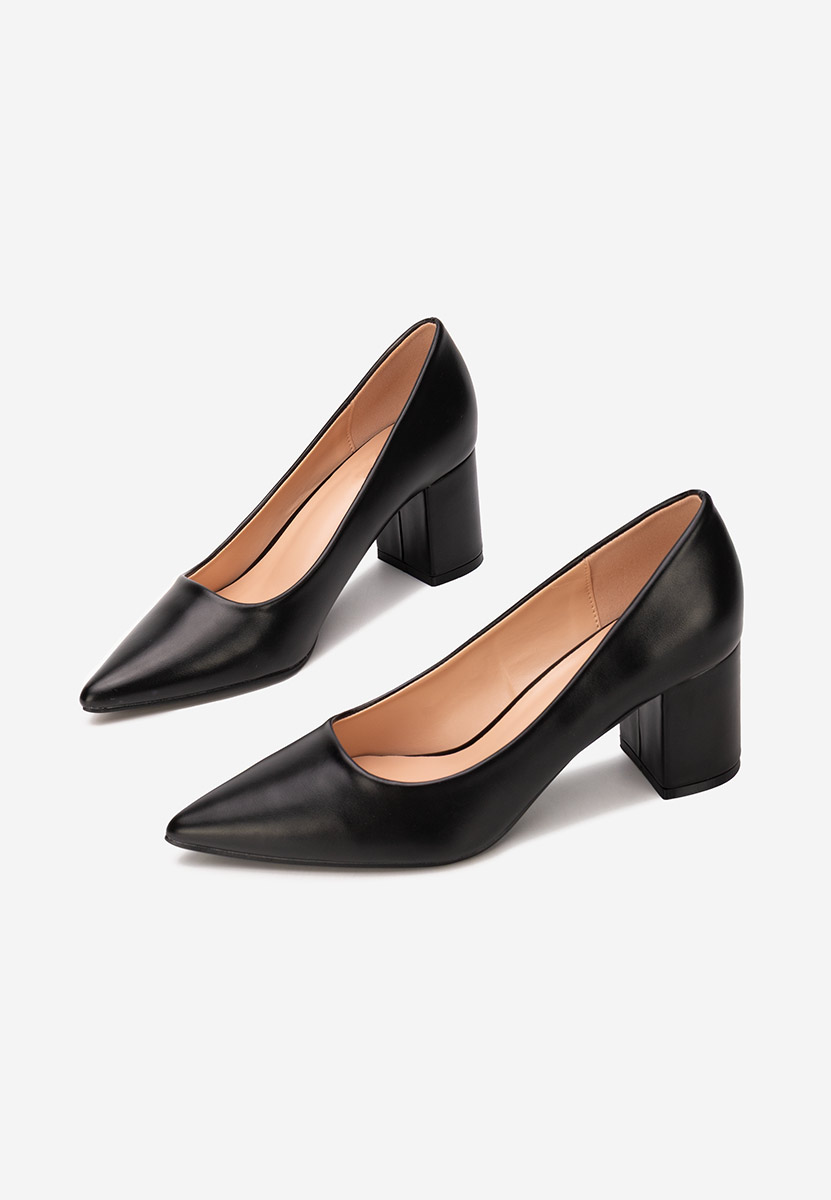 Čierne lodičky na hrubom opätku Brivara