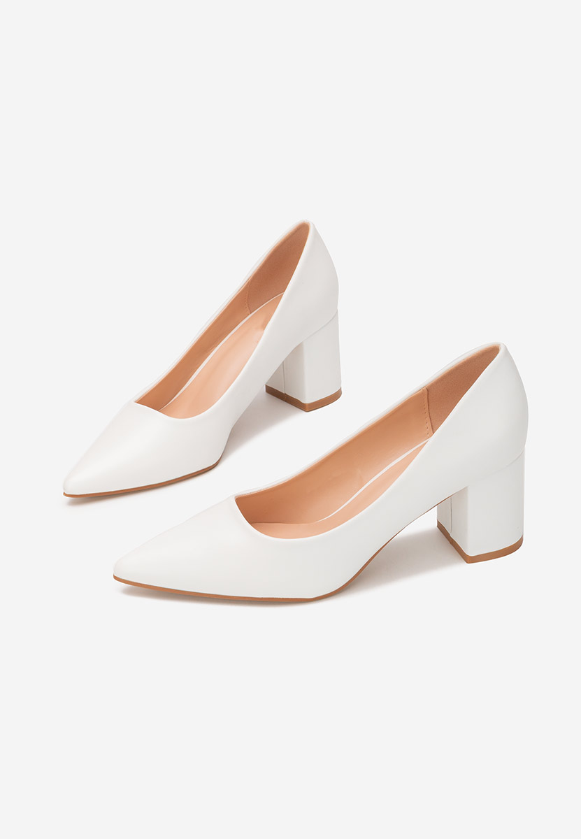 Biele lodičky na hrubom opätku Brivara