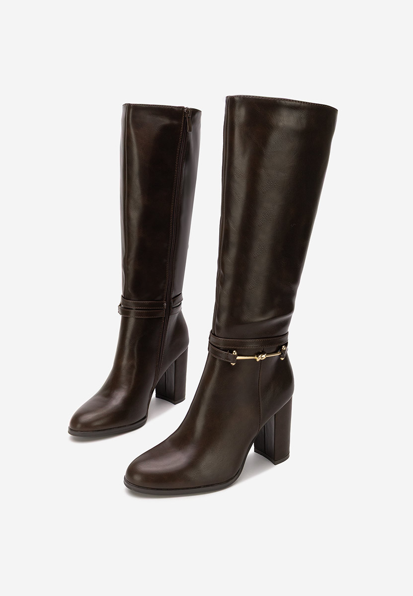 Hnedé čižmy na hrubom podpätku Dresara