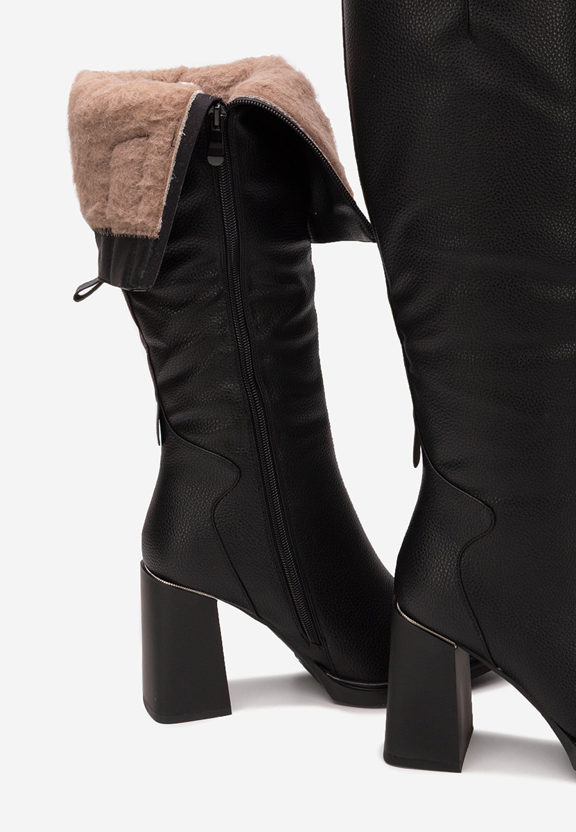 Čierne čižmy na hrubom podpätku Ricardia V2