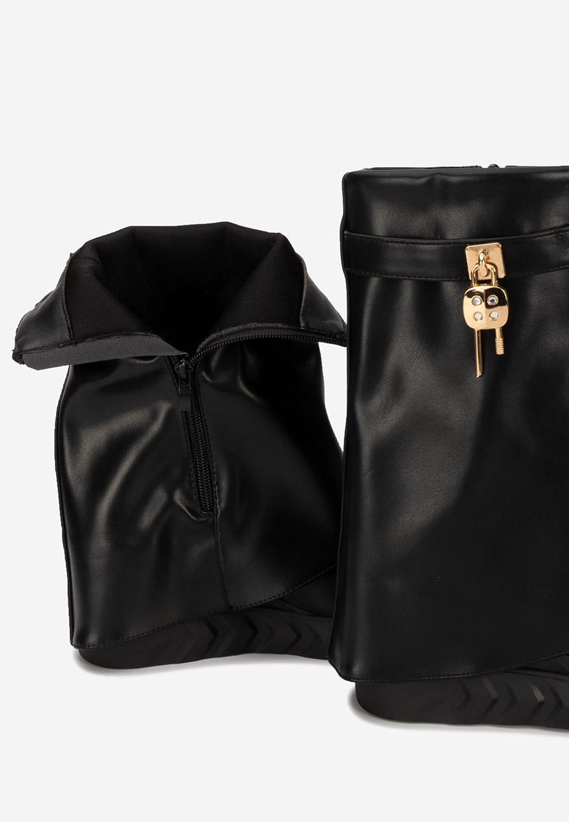 Čierne čižmy na platforme Serena