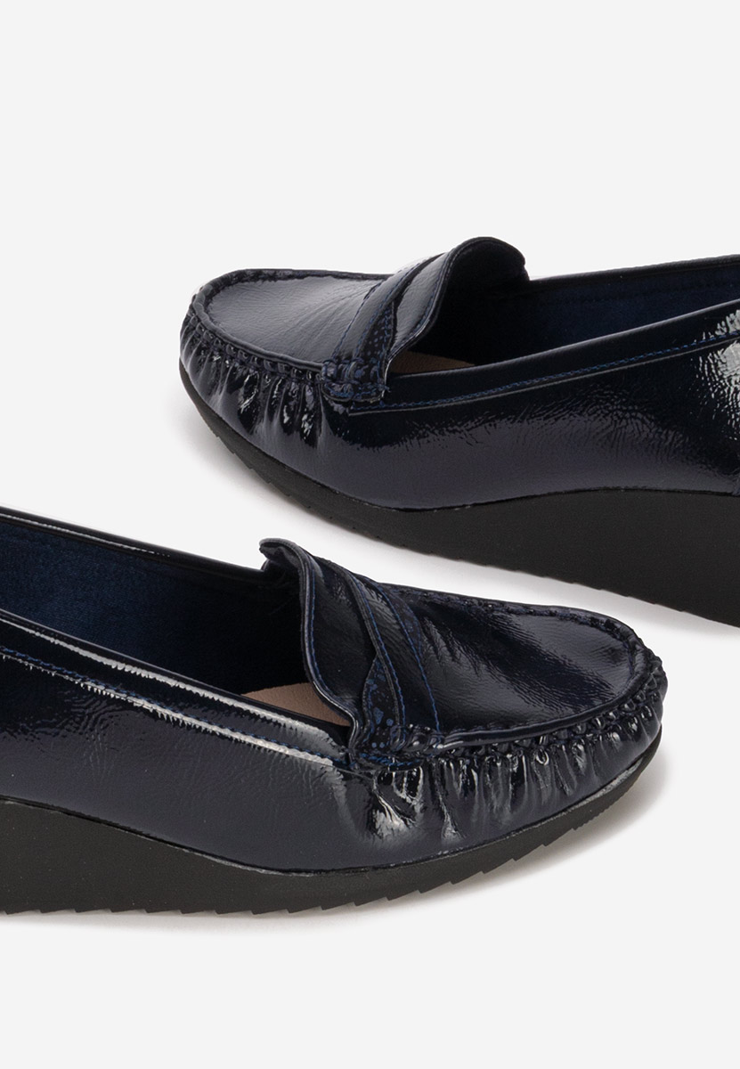 Tmavomdoré dámske mokasíny na platforme Saina