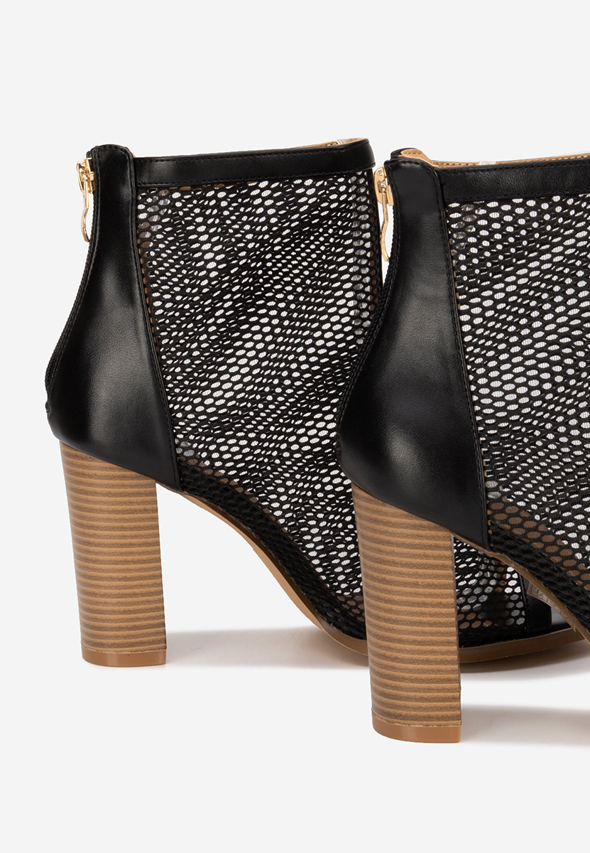 Čierne letne cizmy dierkovane Laticia