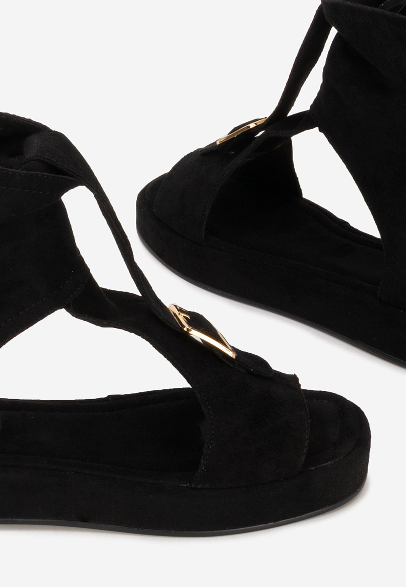 Čierne dámske nízke sandále Petria