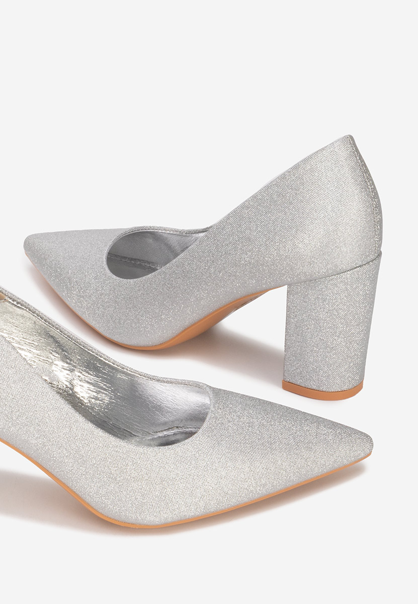 Strieborné lodičky na hrubom opätku Sineva