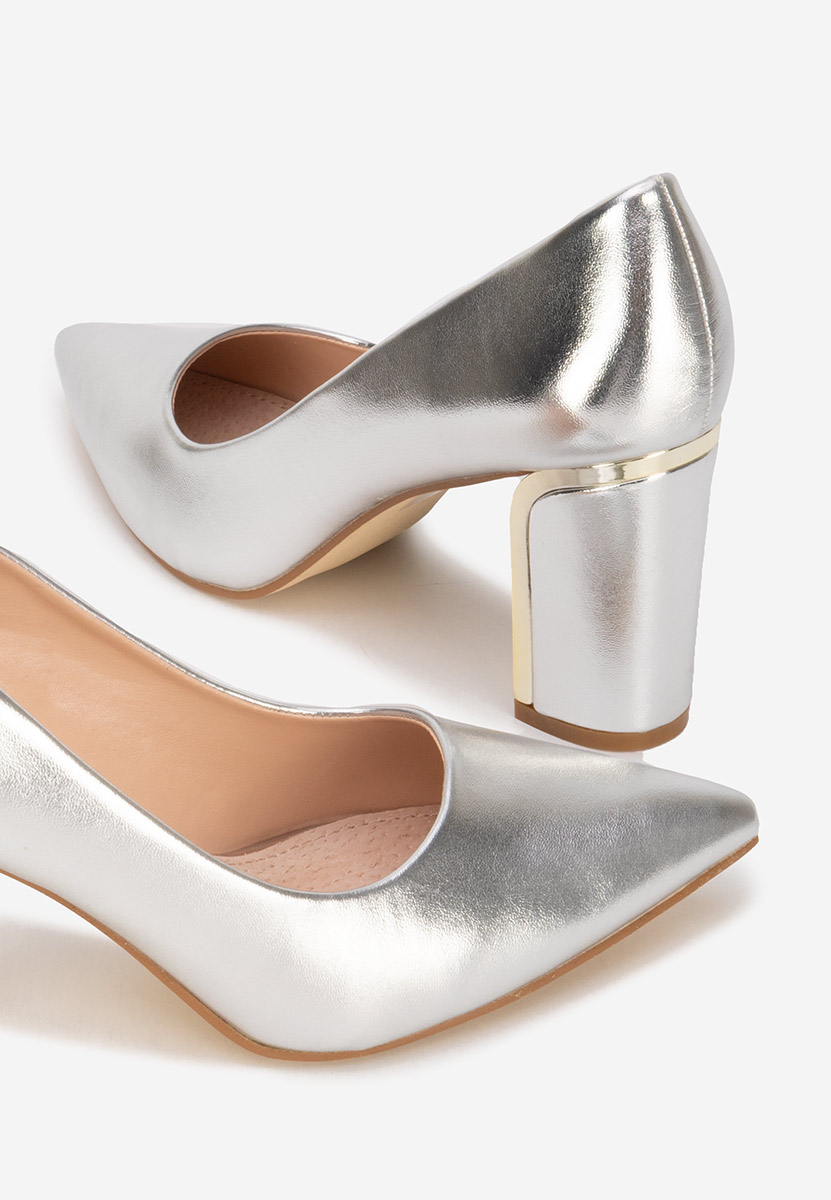 Strieborné lodičky na hrubom opätku Geoanaa