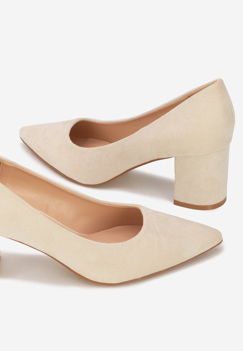 Béžové lodičky na hrubom opätku Jolenia