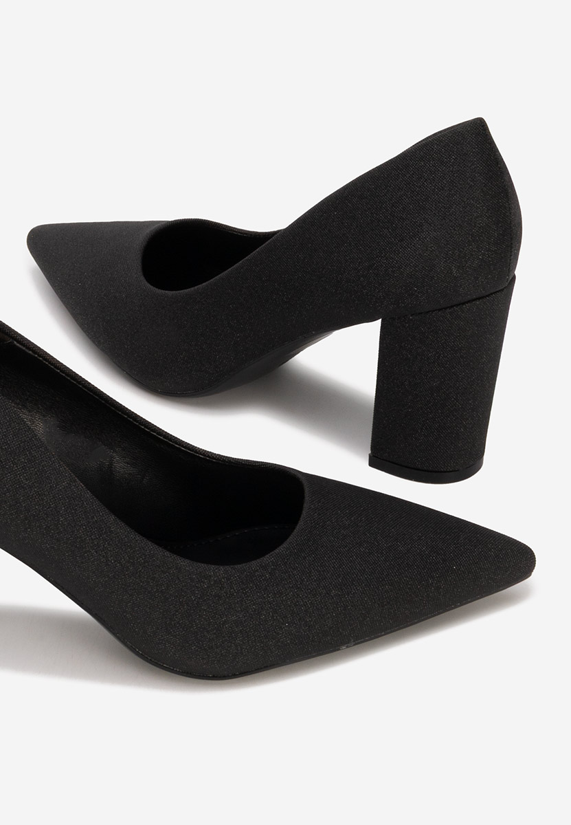 Čierne lodičky na hrubom opätku Sineva