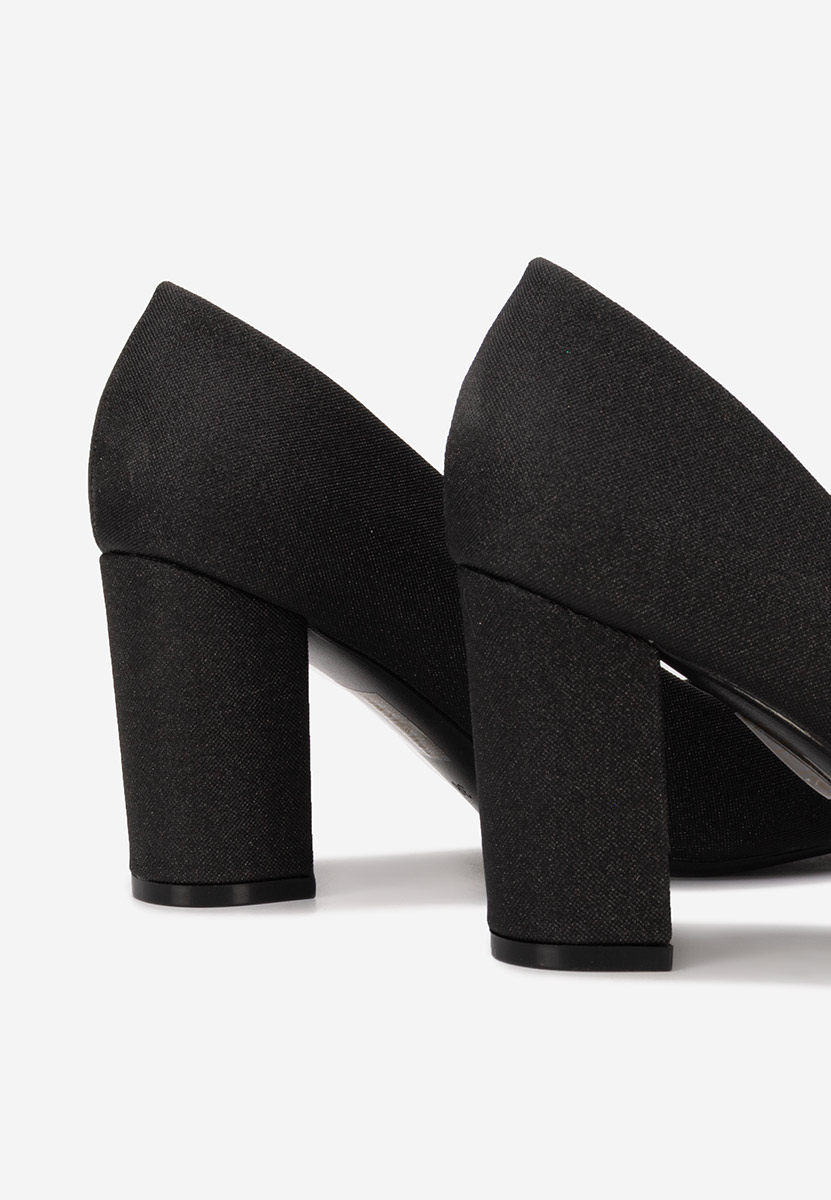 Čierne lodičky na hrubom opätku Sineva