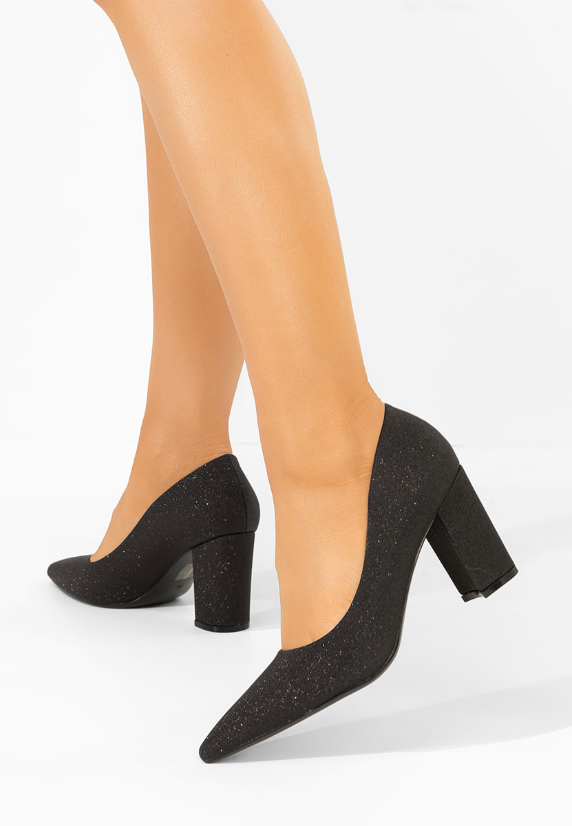 Čierne lodičky na hrubom opätku Sineva