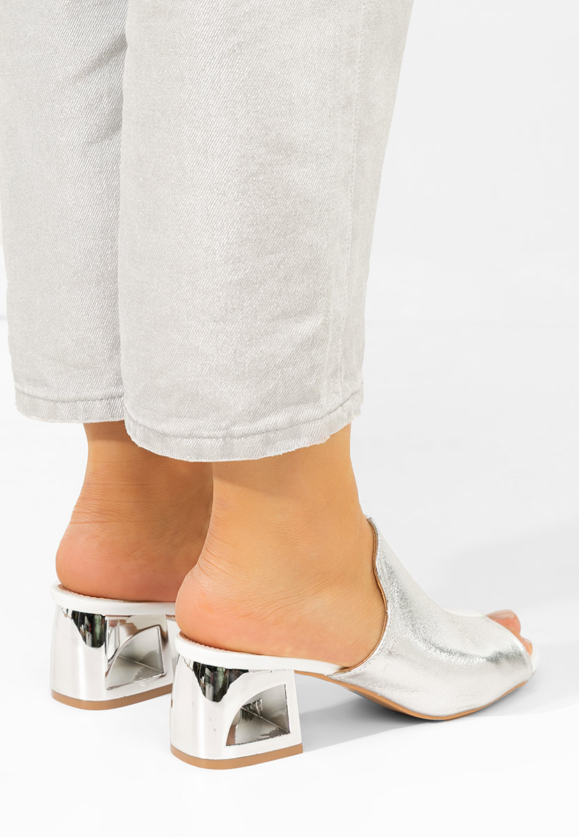 Biele šľapky na opätku Floriana V2