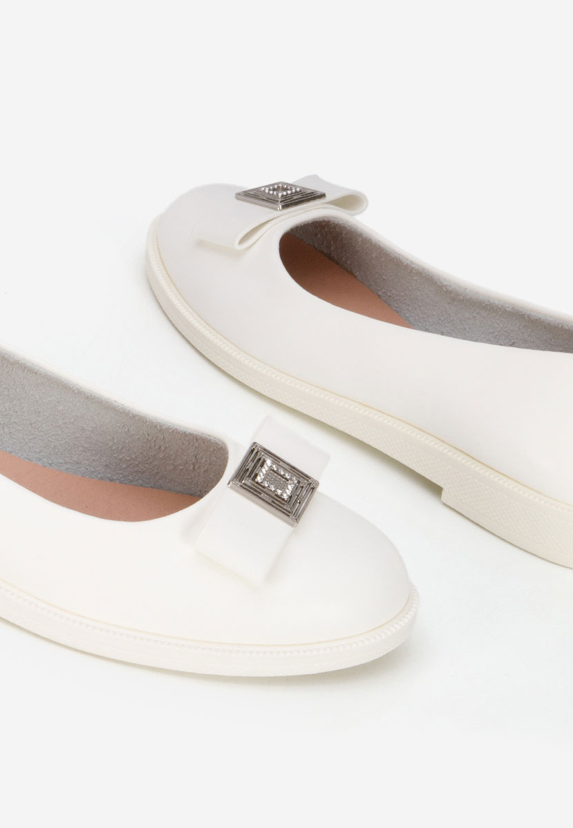 Biele balerínky Sidiona