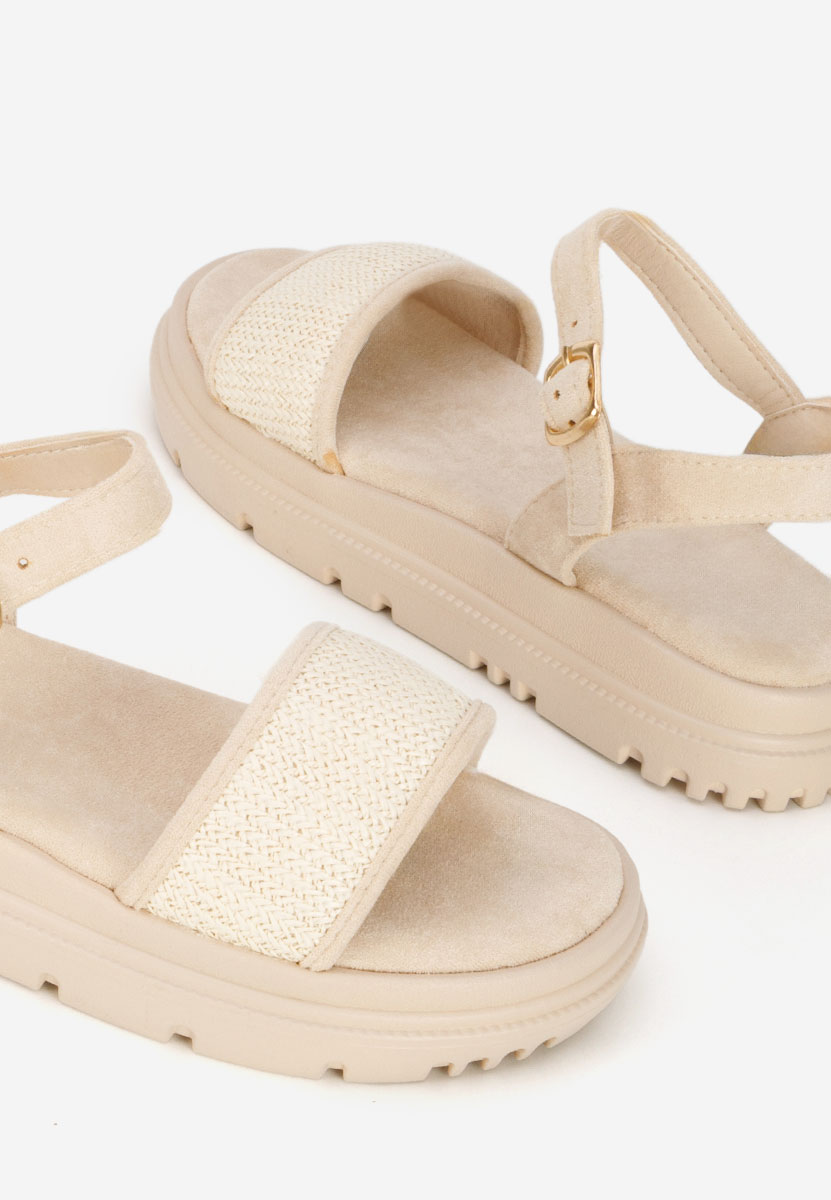 Béžové sandále na platforme Donetia