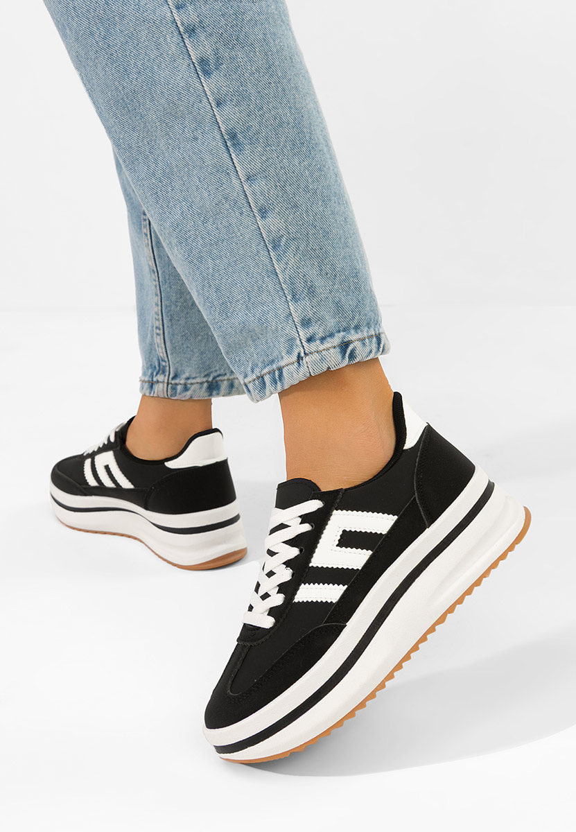 Čierne tenisky na platforme Jesie