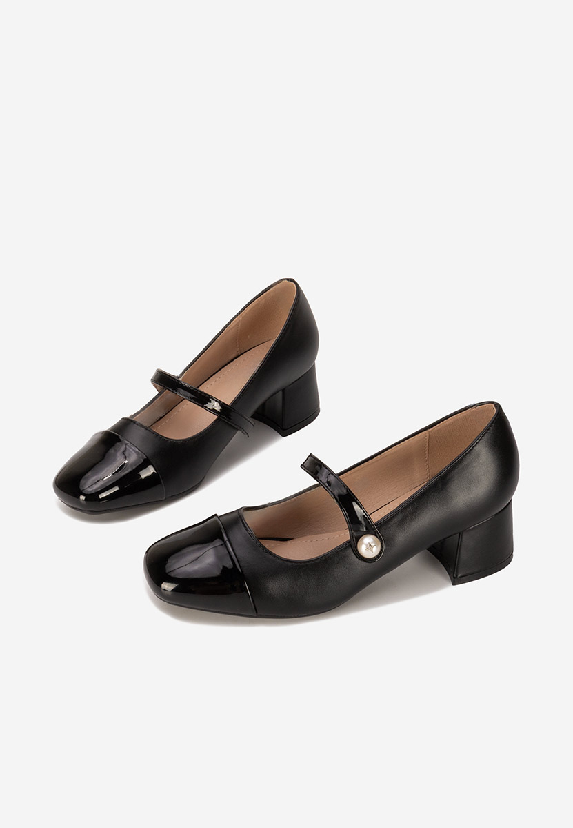 Čierne lodičky na hrubom opätku Blety