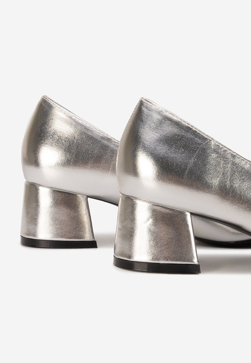 Strieborné lodičky na hrubom opätku Blety